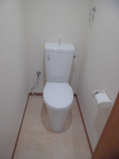 アーバンハイツNAのトイレ写真