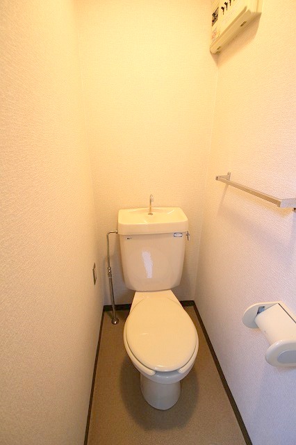 ヴェルパレス楠木のトイレ写真
