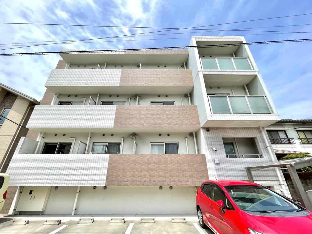 建物外観　築2017年３月です！