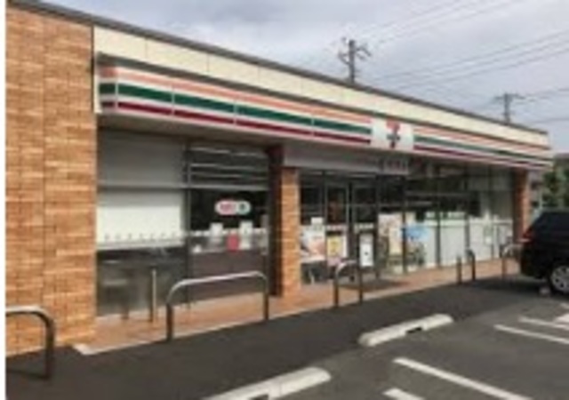 コンビニ　セブンイレブン原木中山店（コンビニ）まで1049m