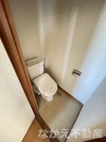 トイレ　落ち着いたトイレです