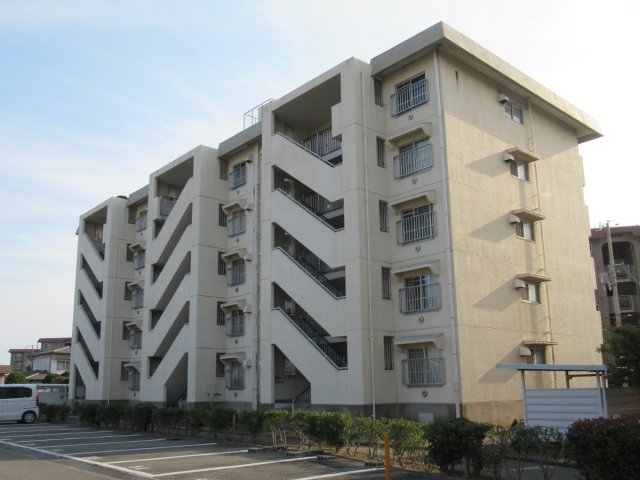 加古郡播磨町野添城のマンションの建物外観