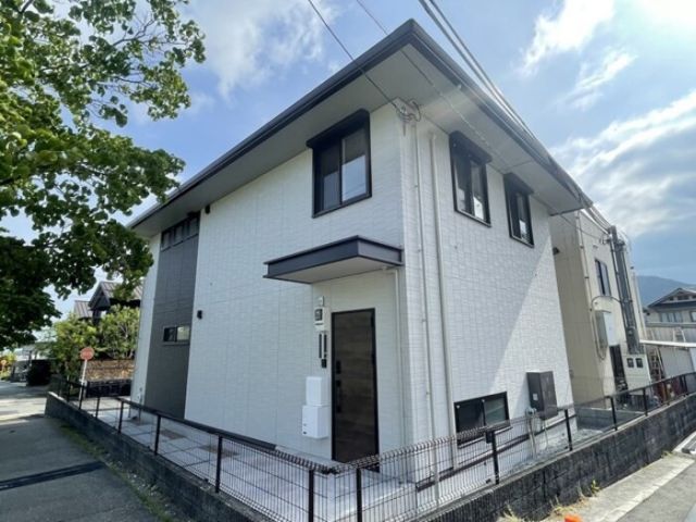 D-room川面４丁目の建物外観