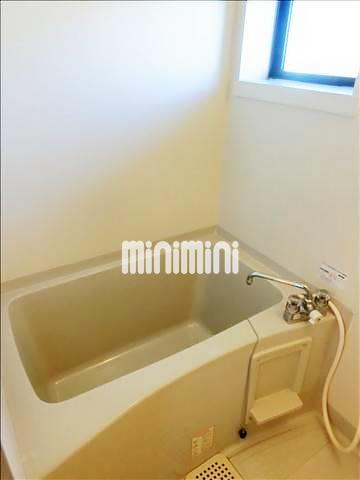 バス・シャワールーム　お風呂で１日の疲れを癒してください。