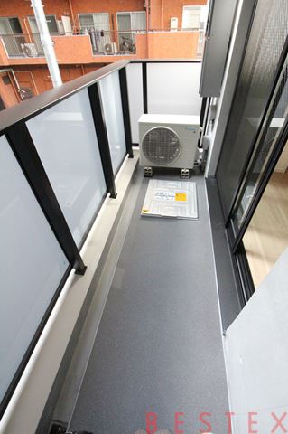 バルコニー　※同タイプ・別部屋の参考写真です。
