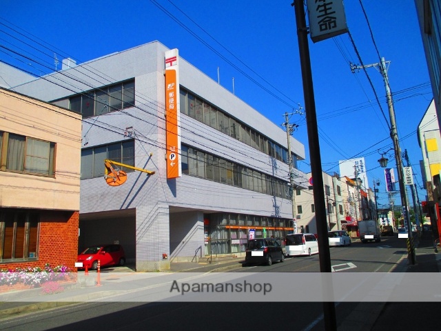 郵便局　名張郵便局（郵便局）まで382m