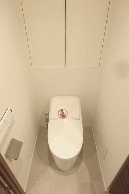 トイレ　別号室参考写真