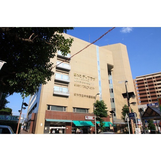 図書館　厚木市立中央図書館（図書館）まで1012m