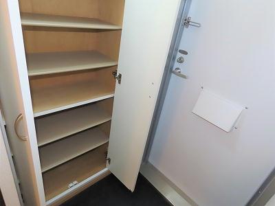 玄関　シューズボックスあり