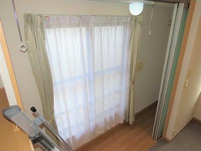 その他　サンルーム付きで雨の日も洗濯物を干すことができます