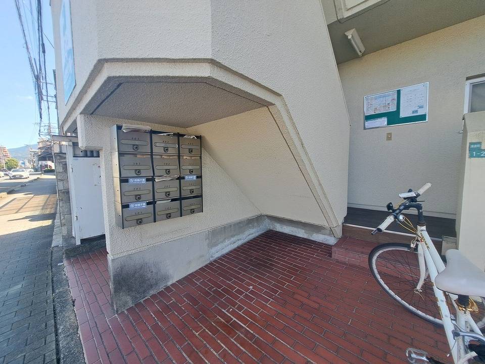 ロビー　メールBOX