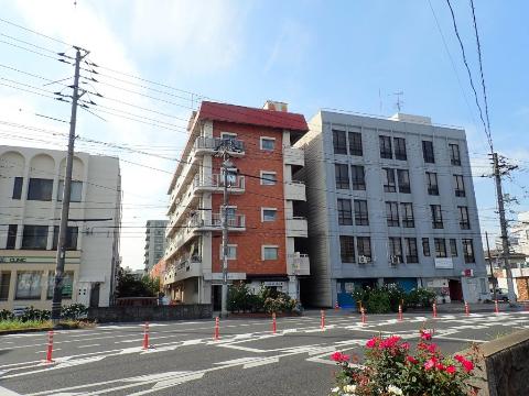 建物外観　外観写真（昼）