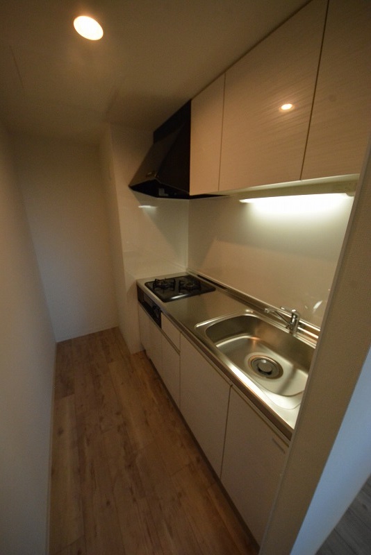 キッチン　スタイリッシュでお手入れしやすいシステムキッチン！