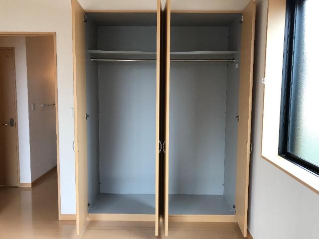 収納　クローゼット