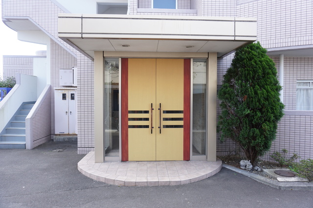 エントランス　エントランス外側