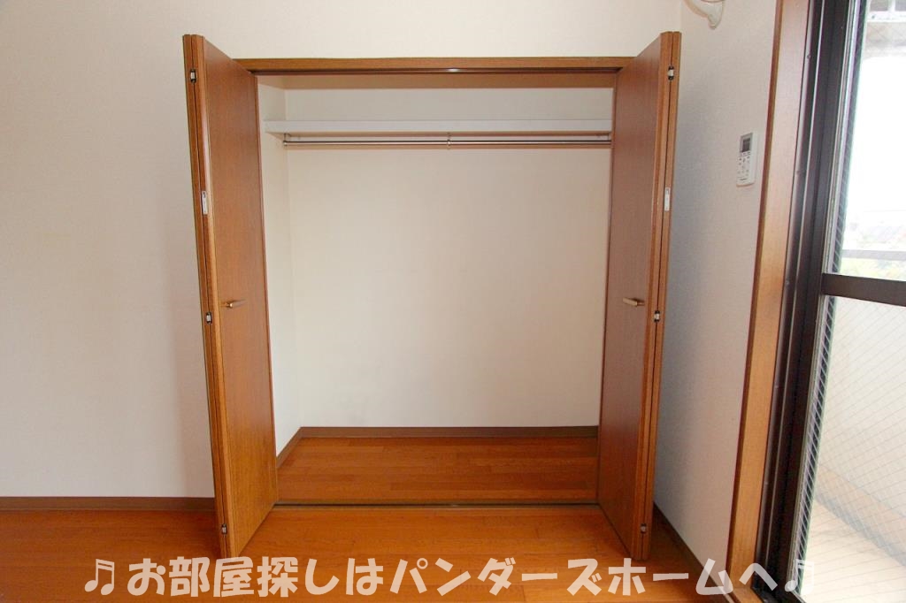 国見坂壱番館の内装写真