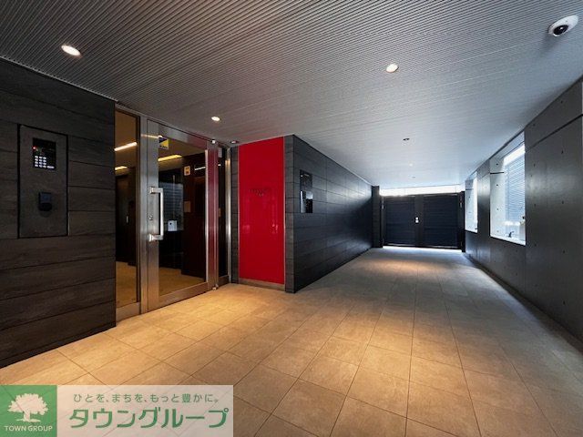 エントランス　エントランス