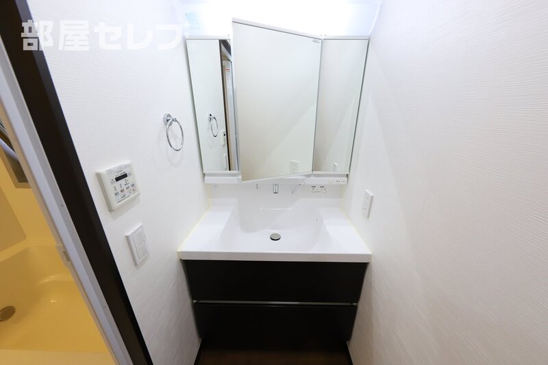 洗面設備　※１６０３号室写真