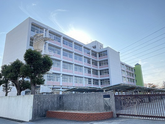 高校・高専　松陽高等学校（高校・高専）まで1162m