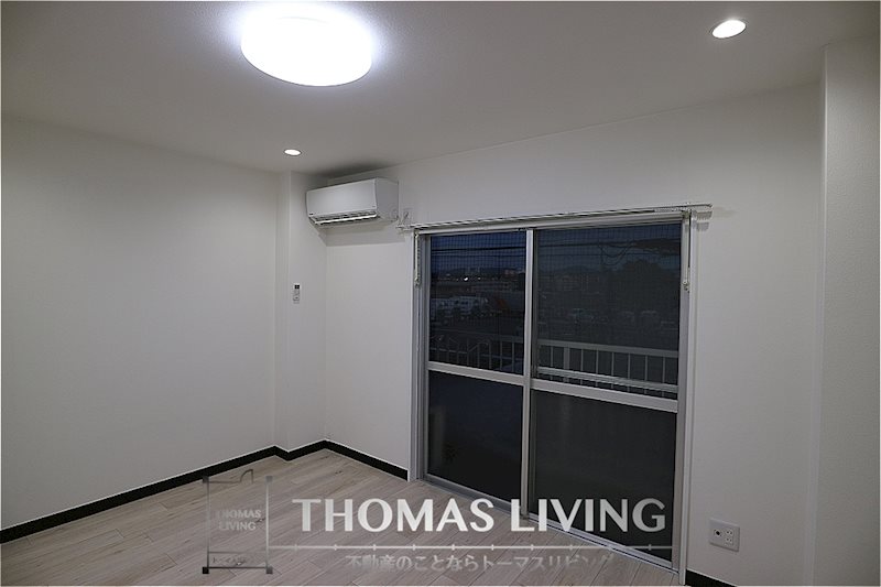 居室・リビング　日当たり良好です。