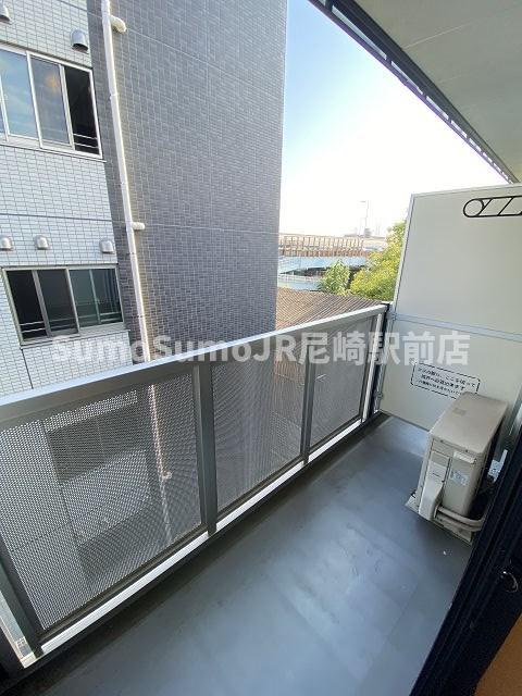 バルコニー　広々としたバルコニーです