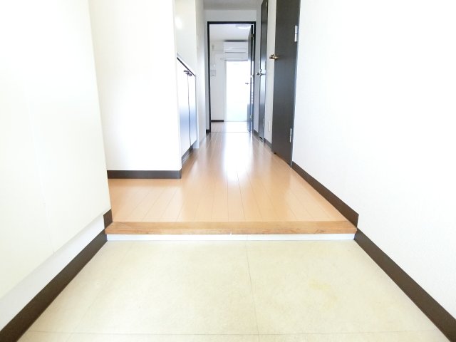 玄関　詳細は、RISUMO江坂本店→06 6155-7137まで♪