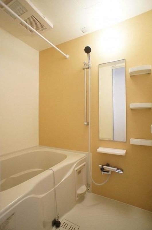 バス・シャワールーム　図面と現状に相違がある場合には現状を優先