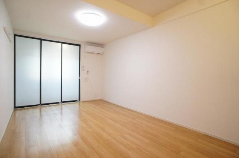 居室・リビング　図面と現状に相違がある場合には現状を優先