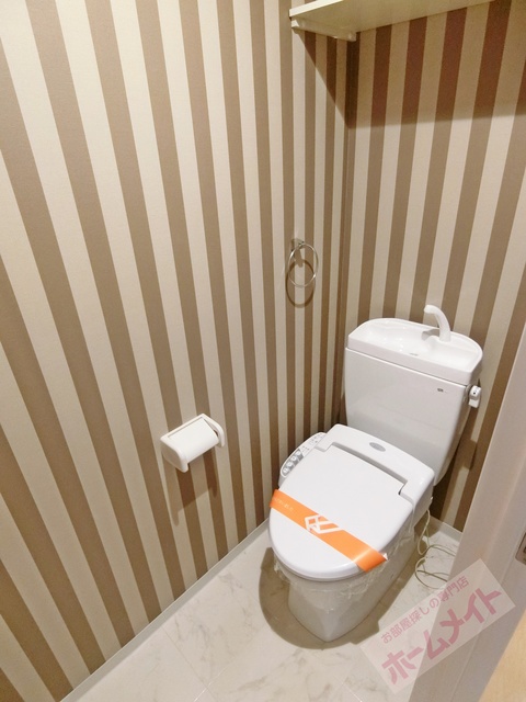 トイレ　温水洗浄便座付き♪