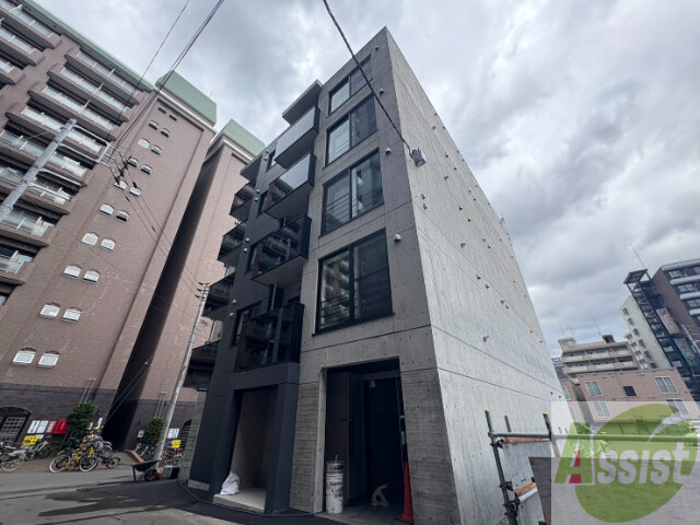 建物外観　中央区南８条西「Ｌａ　ＣＬＥＳＳＩＲ」