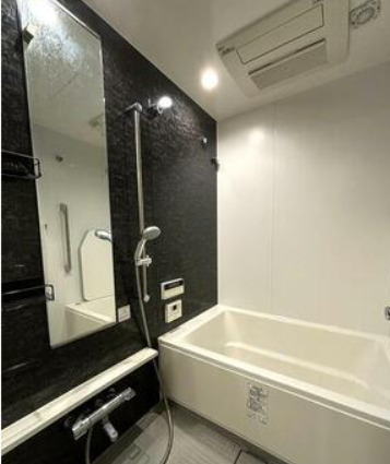 バス・シャワールーム　※別部屋の参考写真です。