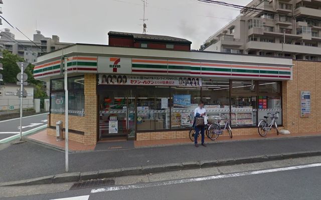 コンビニ　セブンイレブン（コンビニ）まで340m