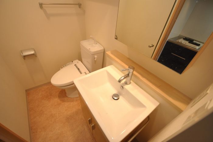 トイレ　シンプルで使いやすいトイレです