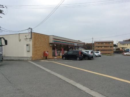 コンビニ　セブンイレブン加西北条横尾店（コンビニ）まで580m