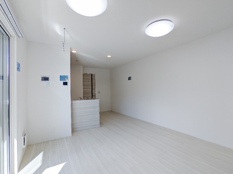 居室・リビング　図面と現状に相違がある場合には現状を優先