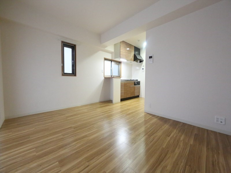 居室・リビング　ＬＤＫ10.2帖　システムキッチン