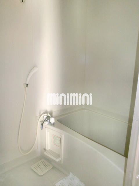 バス・シャワールーム　一日の疲れを癒す場