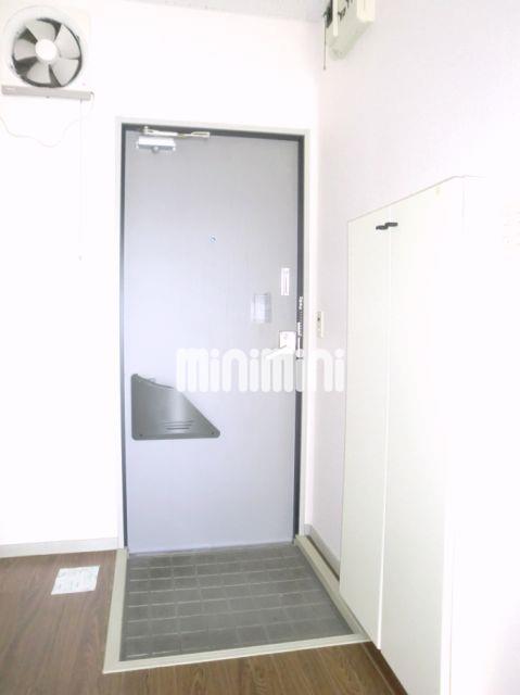 玄関　お洒落な玄関ポスト付きです