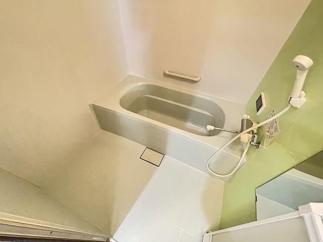 バス・シャワールーム　浴室