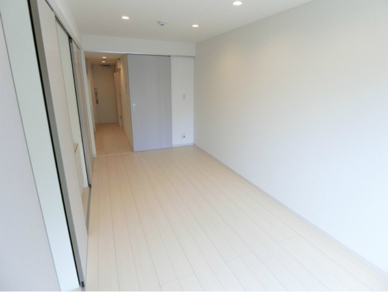 居室・リビング　反転タイプ