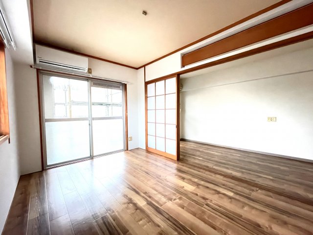 居室・リビング　使い勝手のいい洋室です