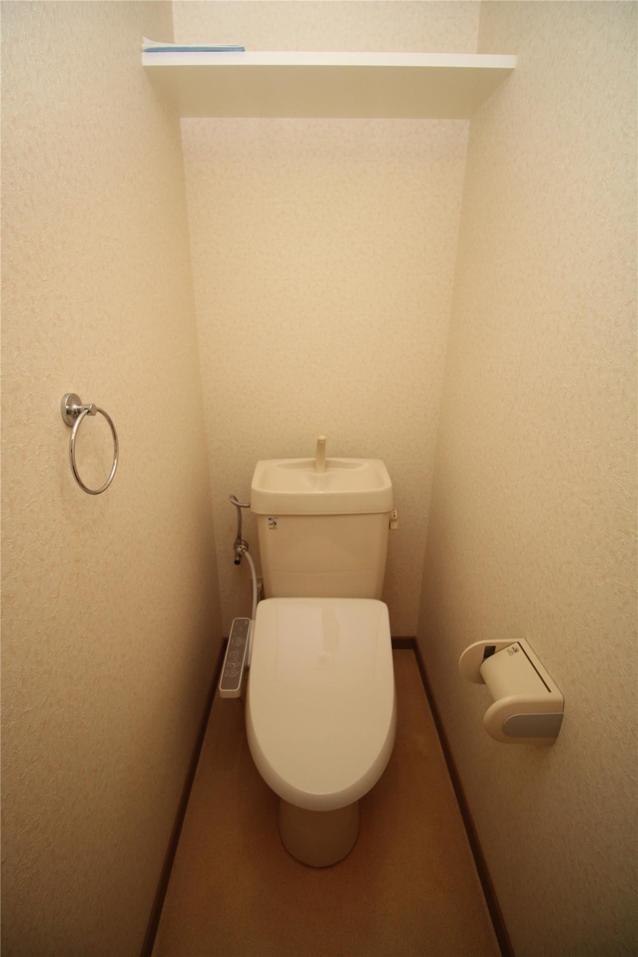 トイレ　ウォシュレット付きトイレ