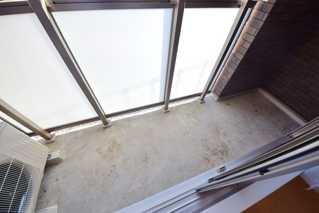 バルコニー　バルコニーあります