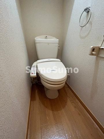 トイレ　トイレもきれいです