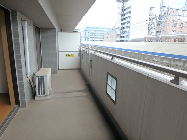 バルコニー　バルコニー