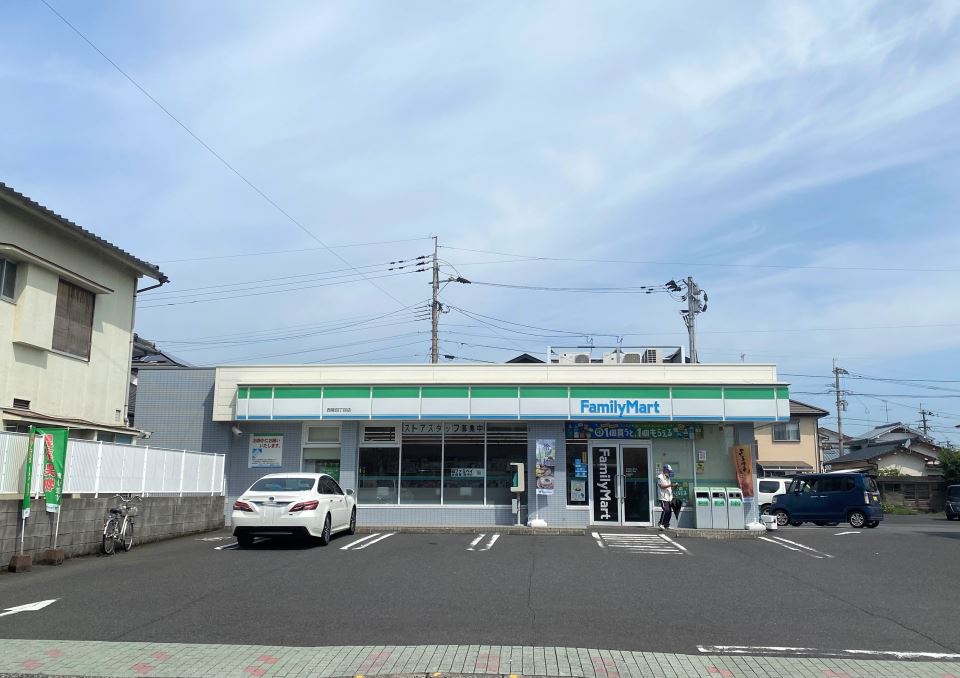 コンビニ　ファミリーマート西陵四丁目店（コンビニ）まで30m