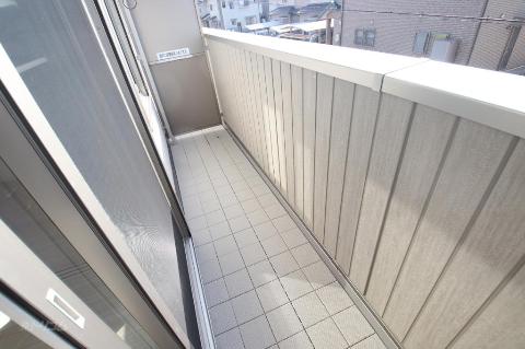 バルコニー　ベランダ