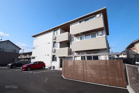 建物外観　外観写真（昼）