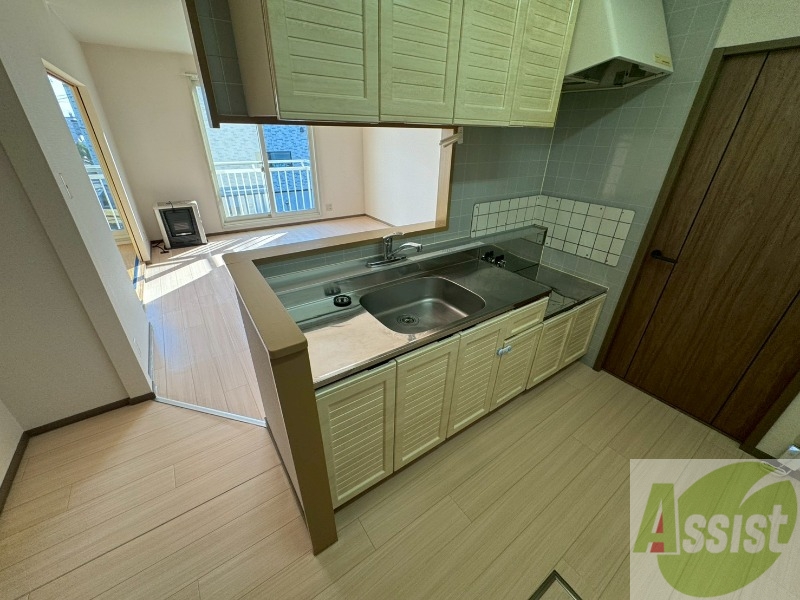 キッチン　キッチンはスペースも広々していて使いやすそうですよ！