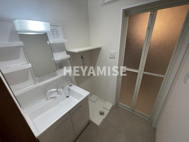 洗面設備　※室内画像は別号室のもの